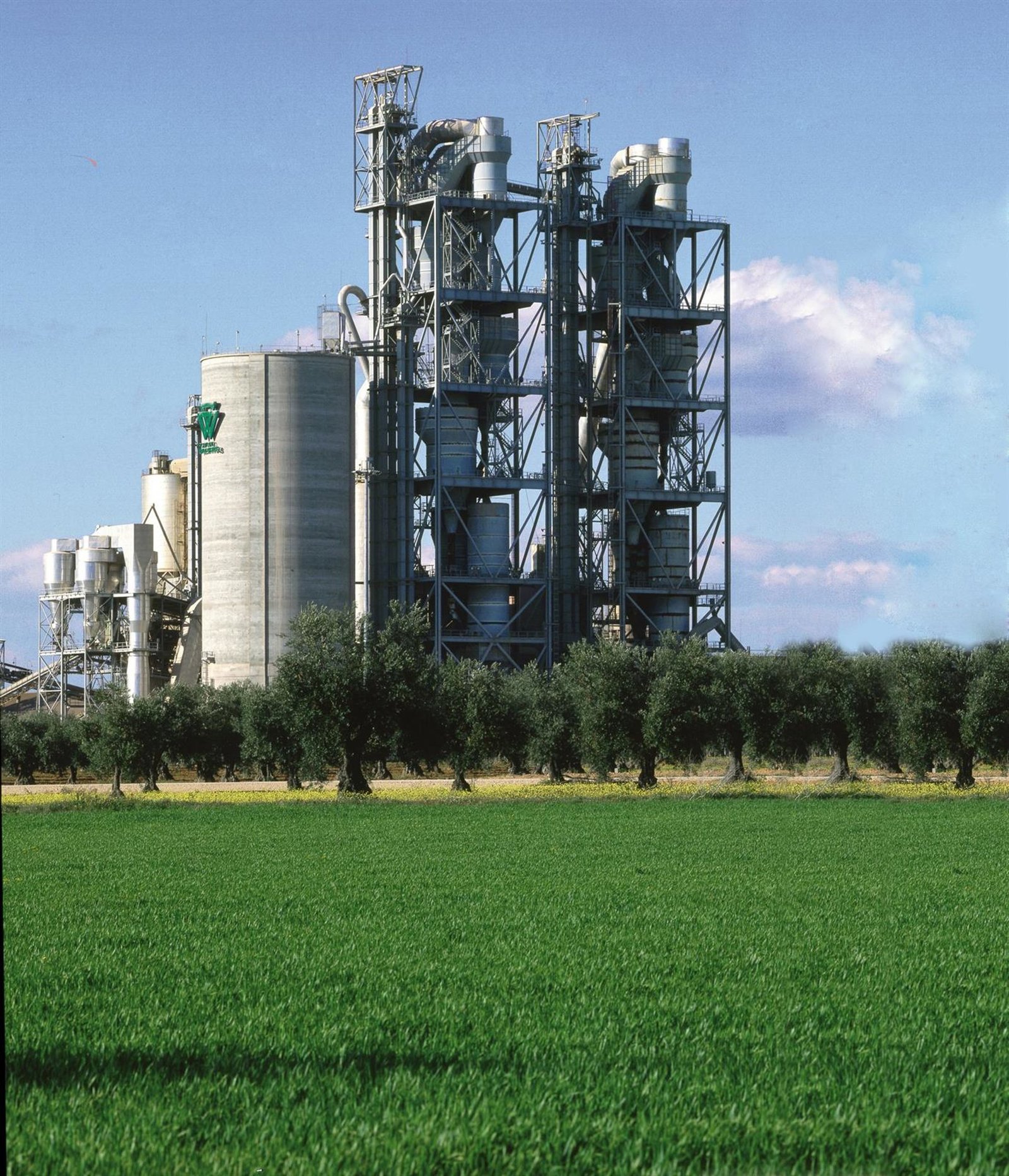 Cementos Portland vende su participación en Keystone Cement por 105 millones y logra plusvalía de 55 millones