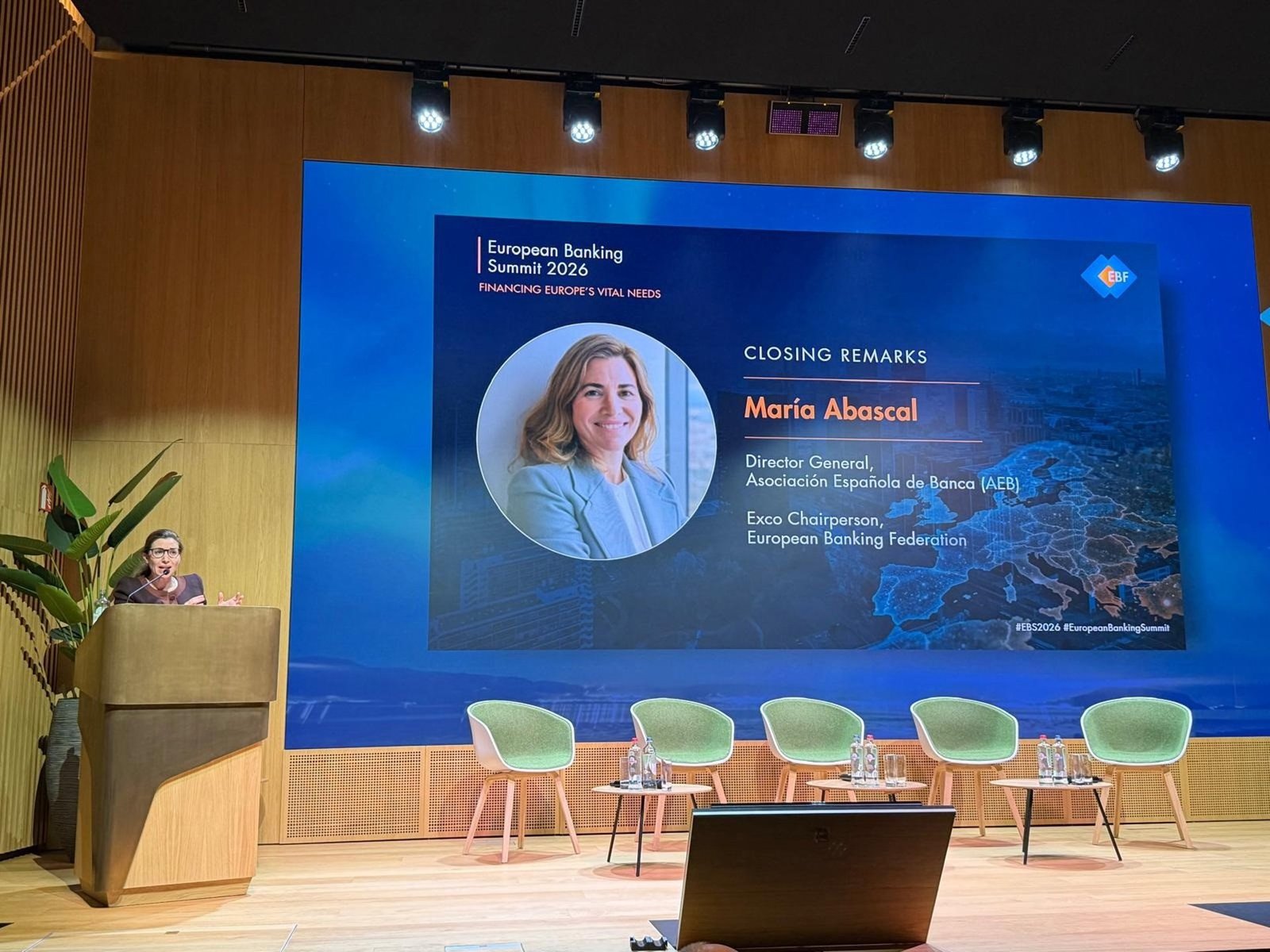 María Abascal (AEB) aboga por simplificar la regulación bancaria para «impulsar» la competitividad europea