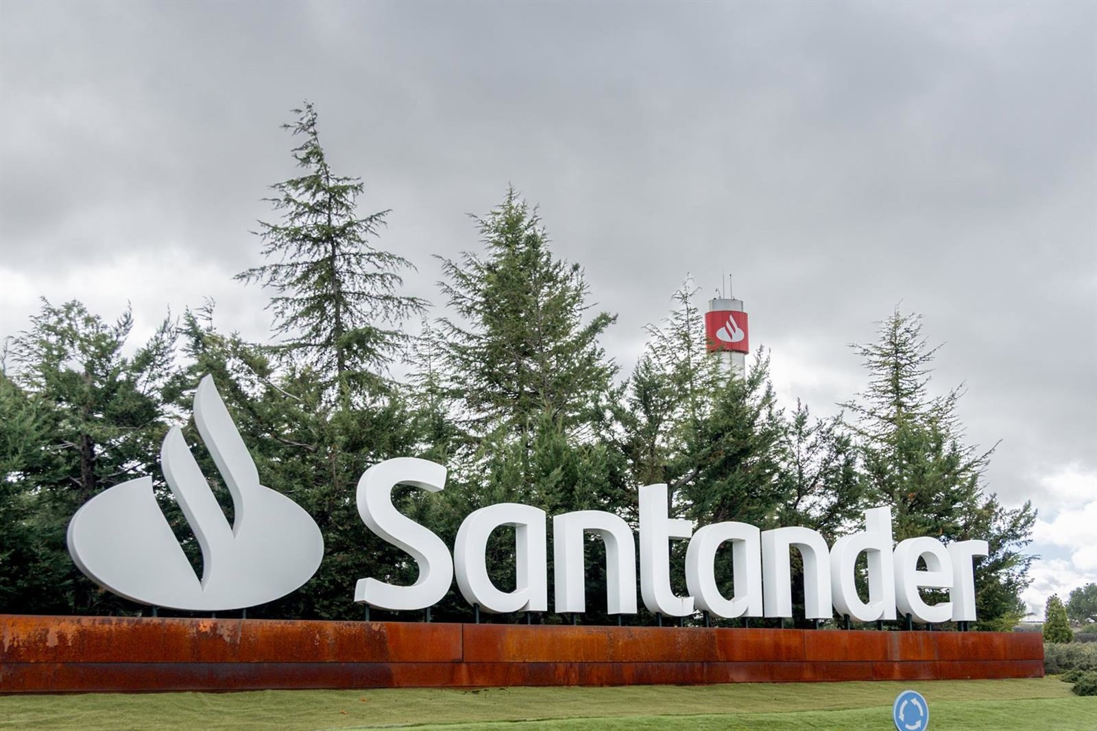 Santander prevé ganar más 20.000 millones de euros en 2028 y más que duplicar el dividendo en efectivo