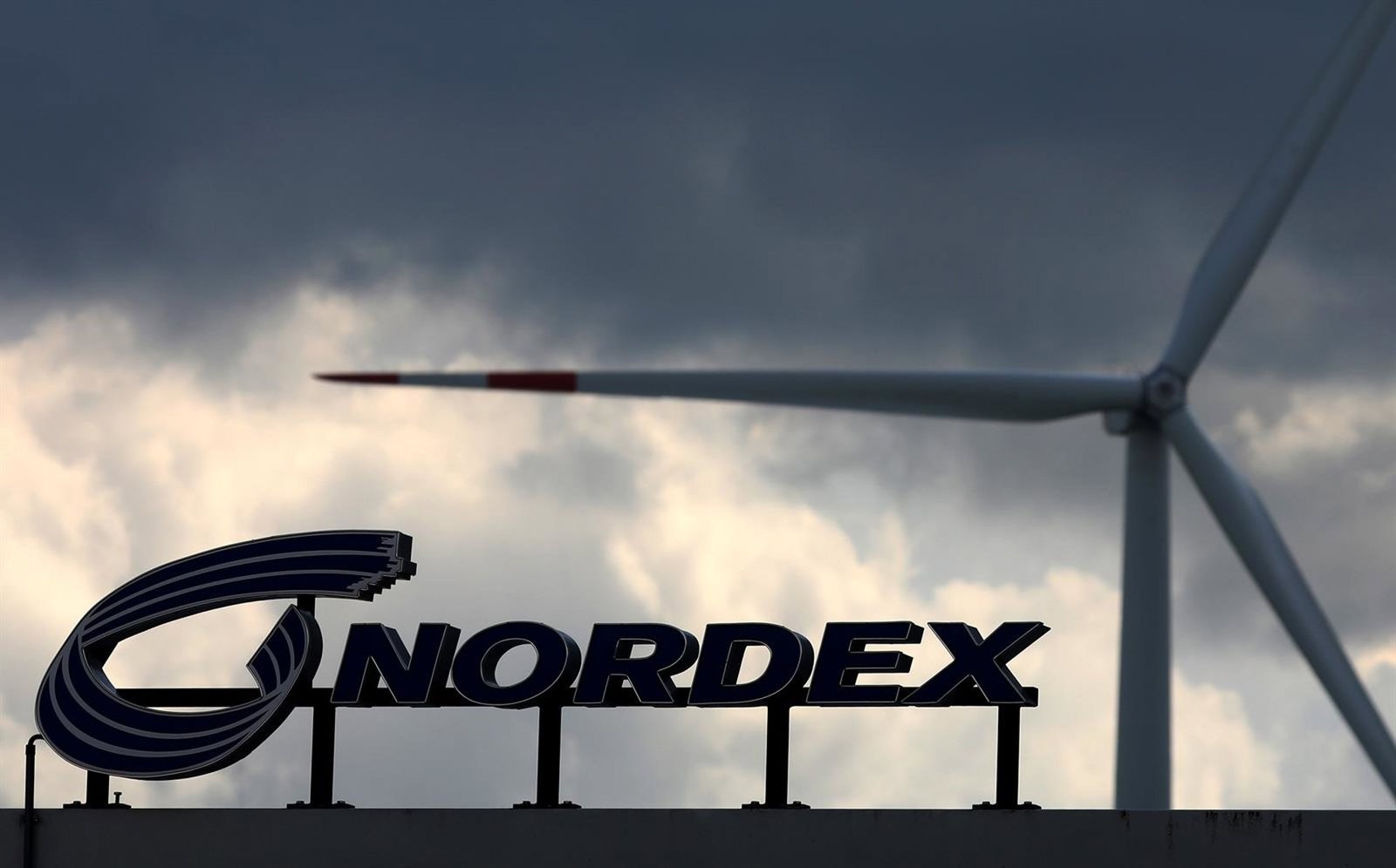 Acciona se dispara más de un 8%, hasta máximos de casi 20 años, tras la mejora de Nordex