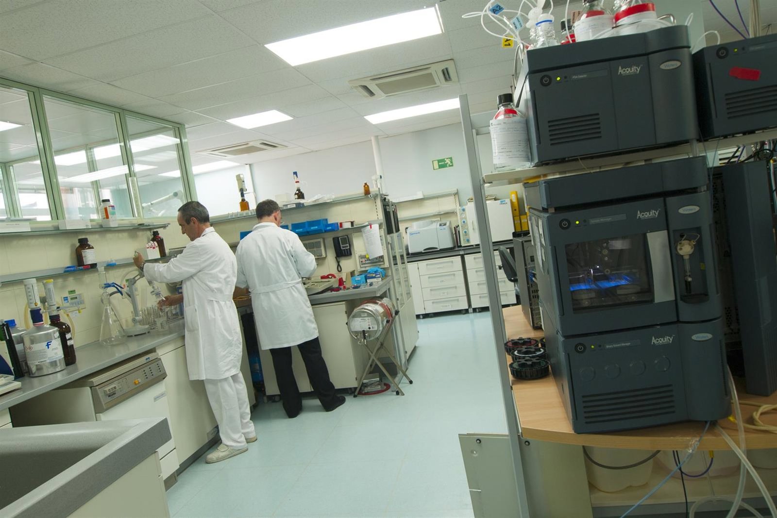 Faes Farma gana 80 millones en 2025, un 28,3% menos, y anuncia dividendo complementario de 0,087 euros