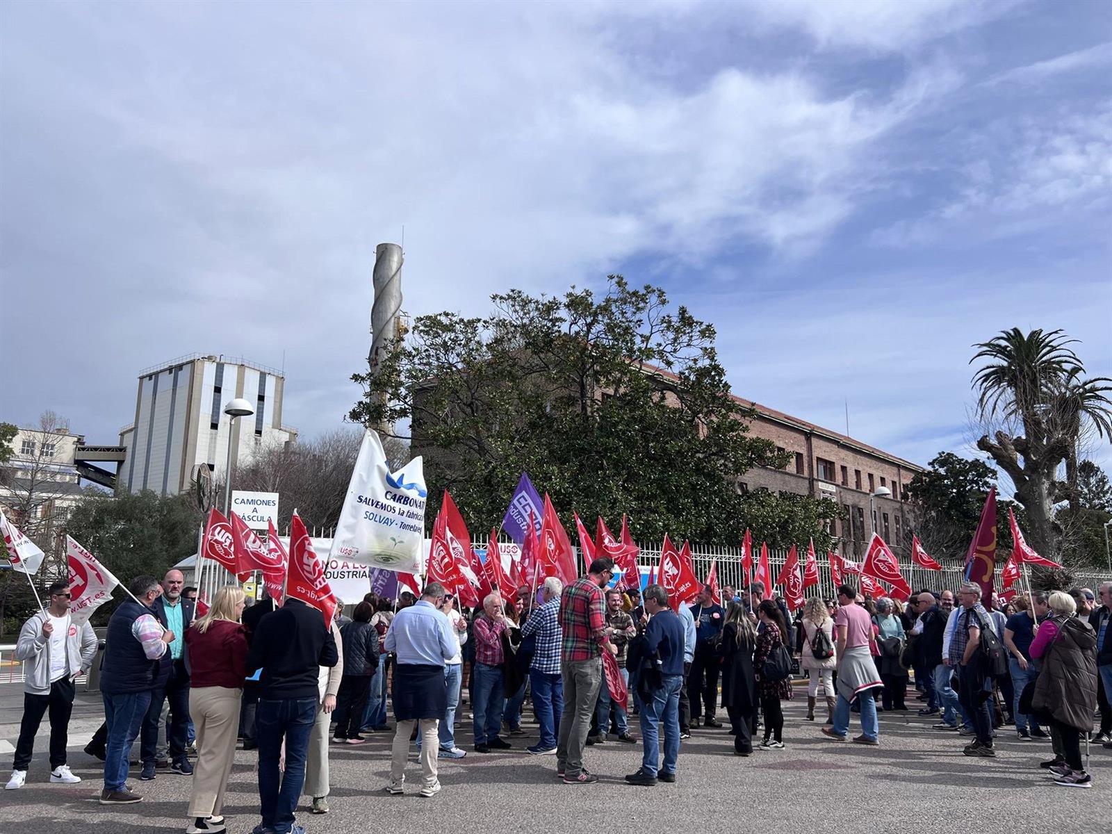 El comité de Solvay cuestiona un informe que justifica el ERE por contener errores e imprecisiones