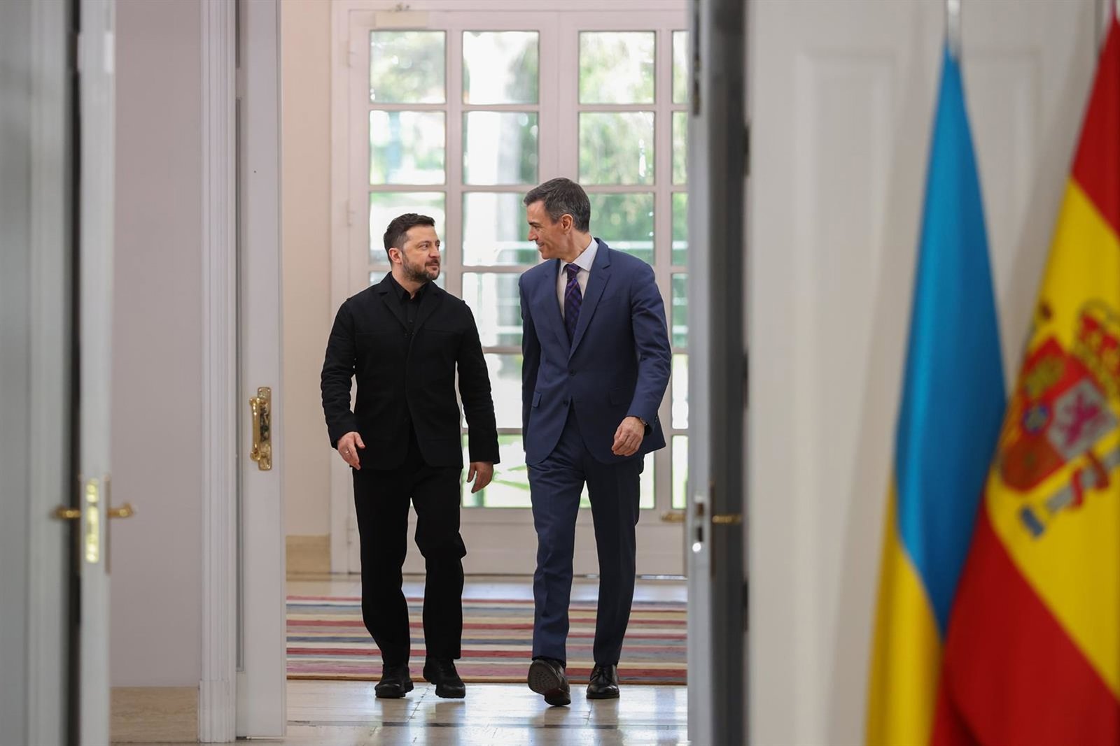 Sánchez anuncia 1.000 millones para Ucrania y un acuerdo para producir conjuntamente drones y radares