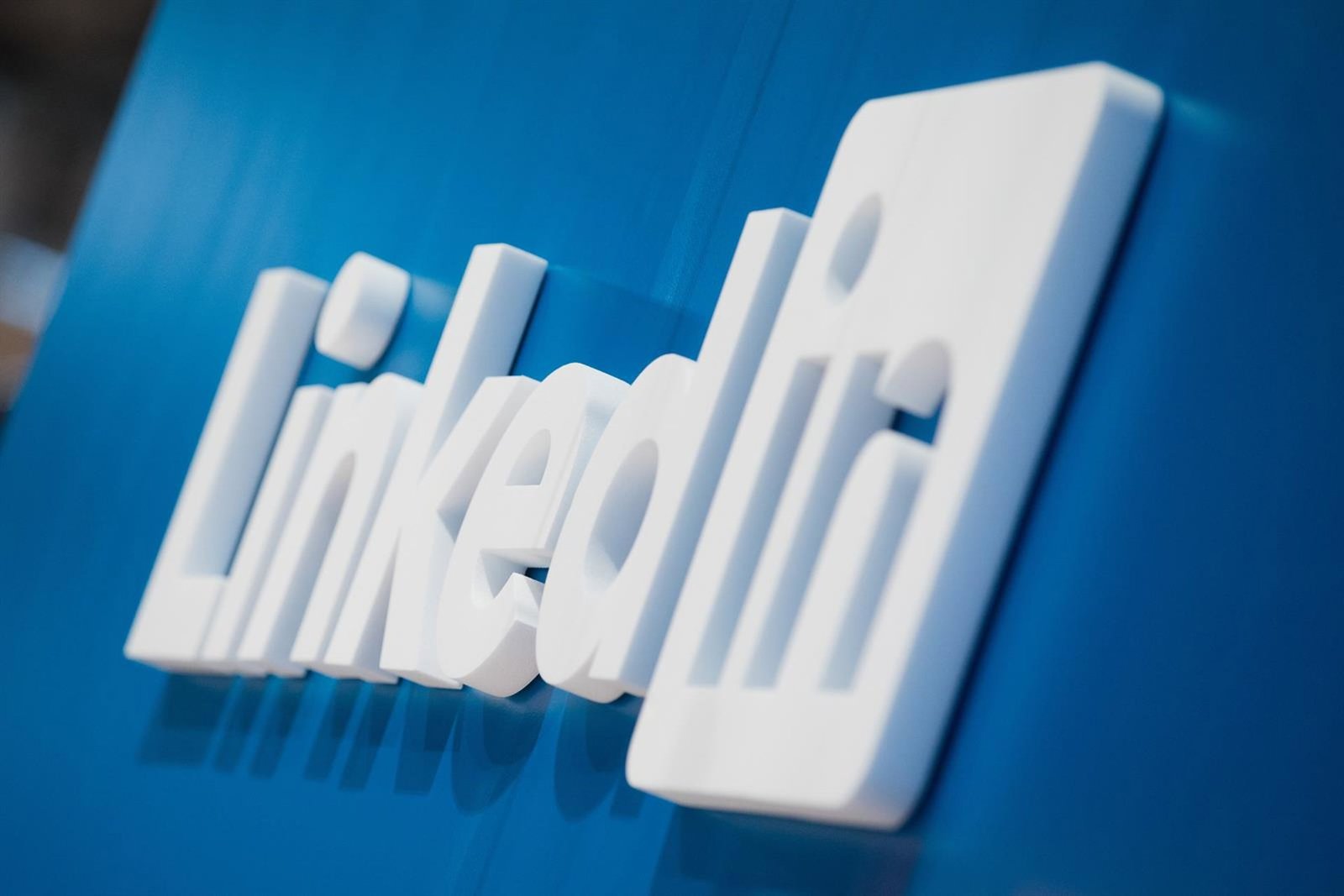 Microsoft reducirá la plantilla de LinkedIn, la plataforma orientada al mercado laboral