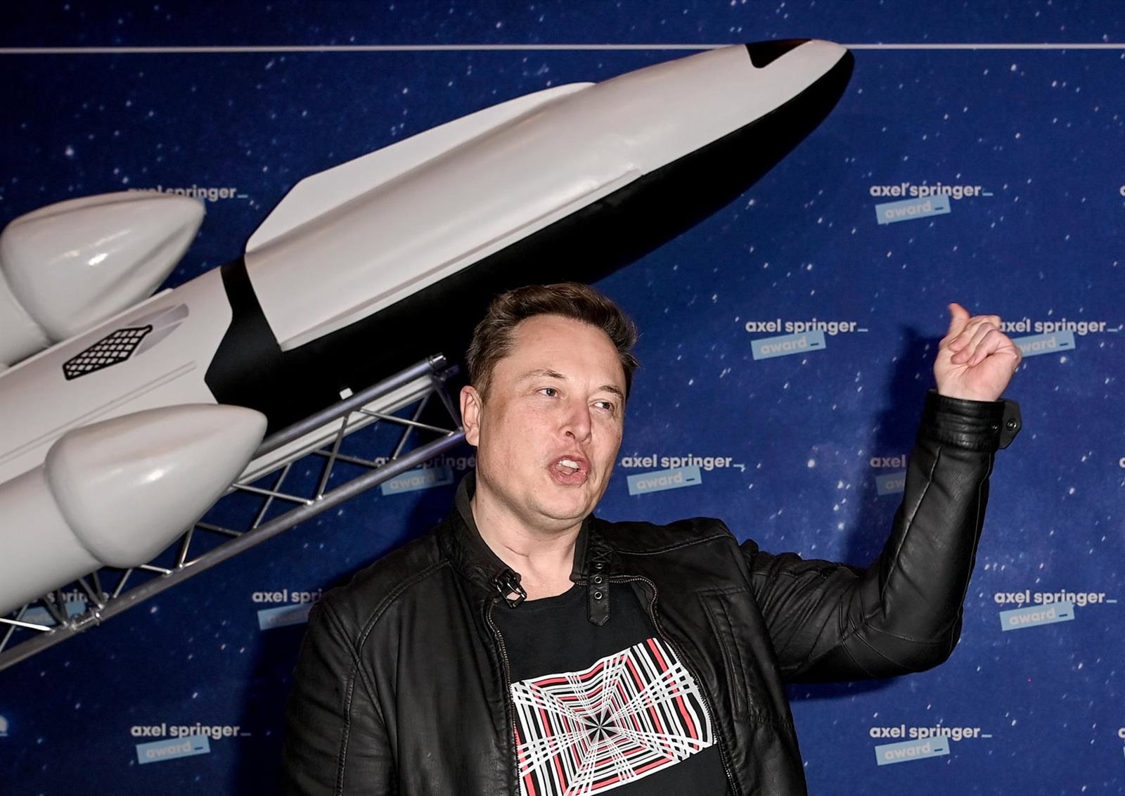 SpaceX cae un 3% en Bolsa después de tres días de subidas tras su debut bursátil