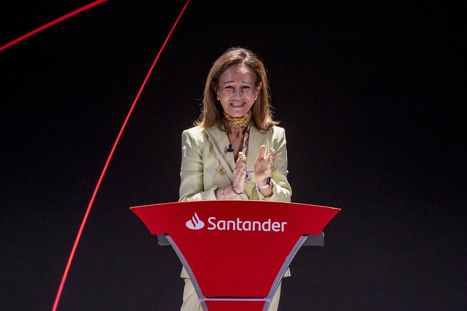 Banco Santander supera a Inditex y se convierte en la empresa más valiosa de la Bolsa española