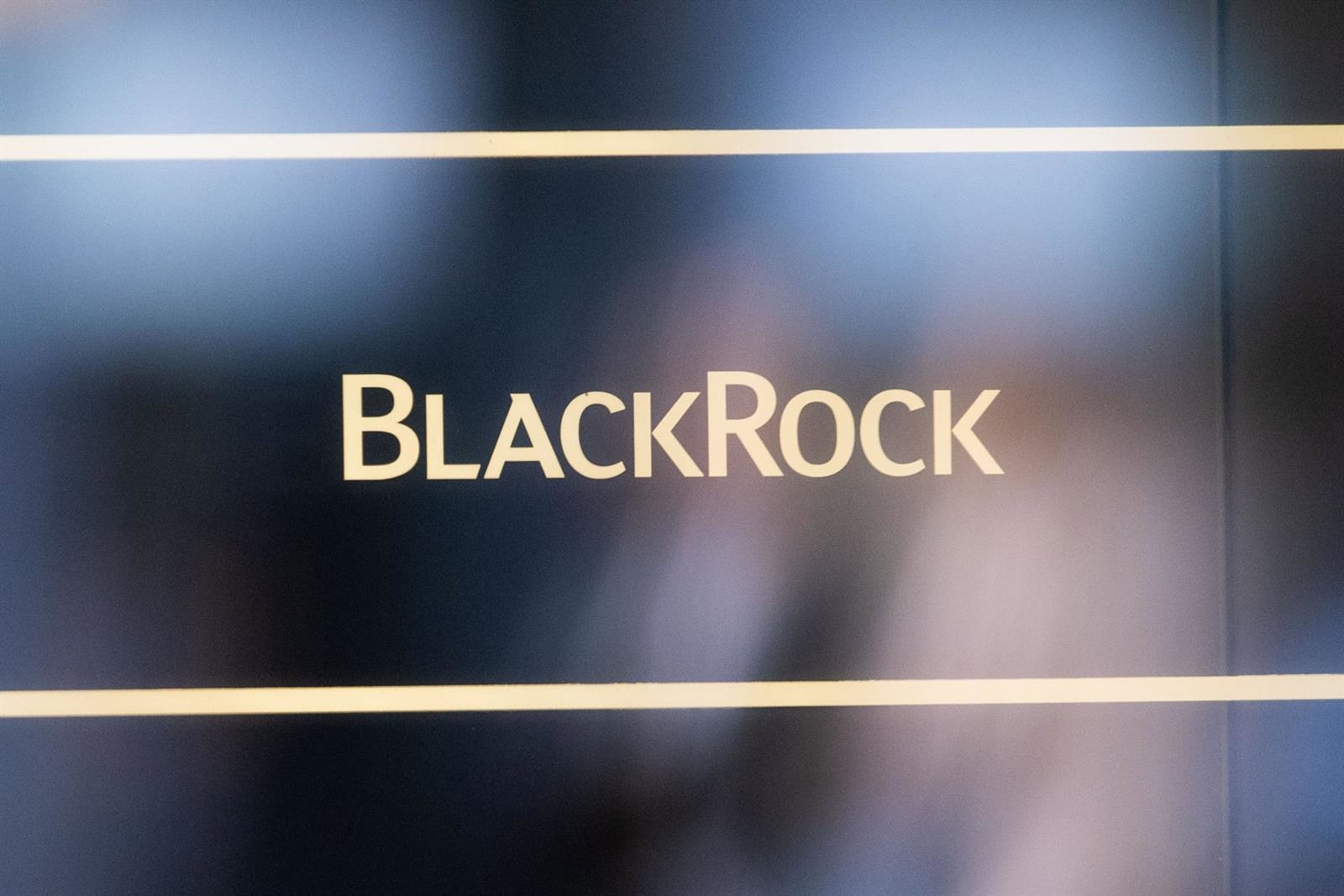 BlackRock lanza un ETF centrado en infraestructuras europeas