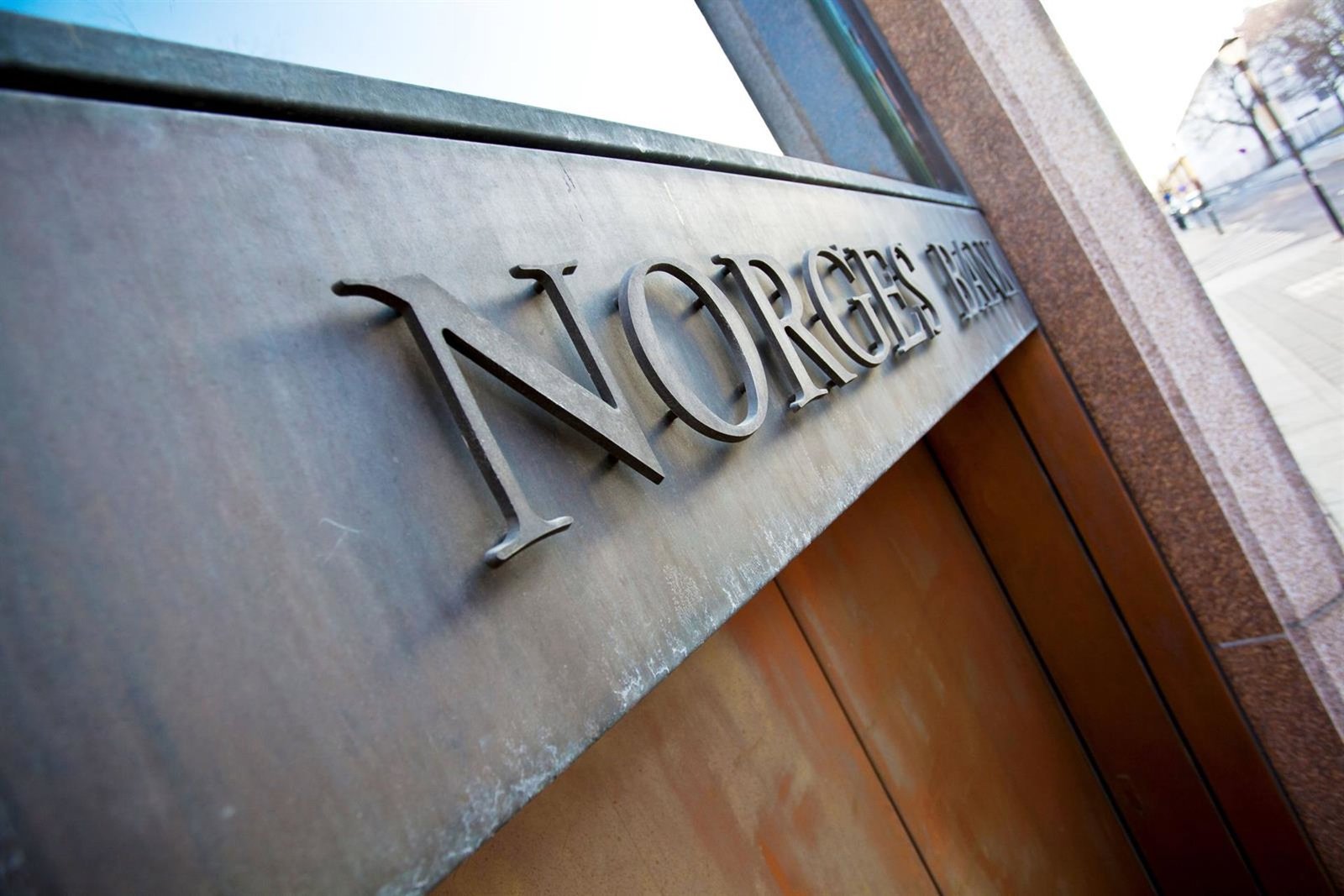 El fondo soberano de Noruega propone una significativa reducción de la deuda pública de su cartera