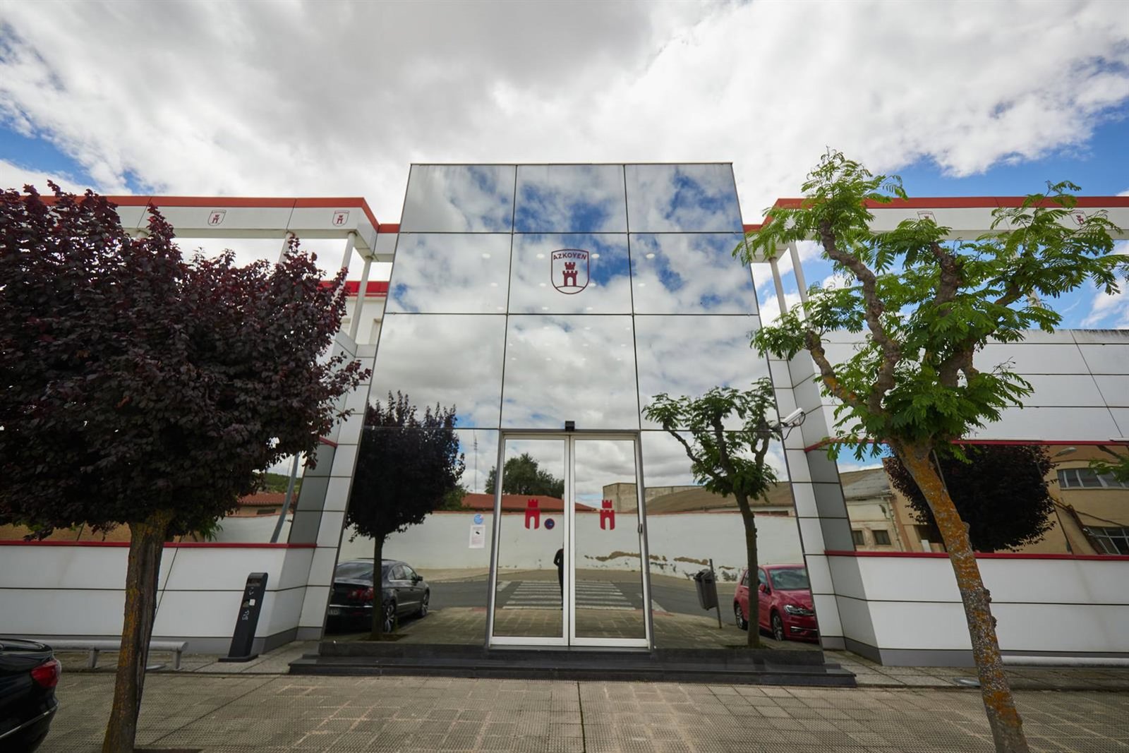 La CNMV admite a trámite la OPA del grupo vasco Ohmnia para hacerse con Azkoyen por 244,5 millones