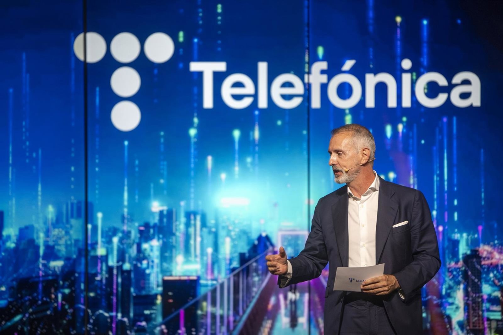 Fitch reitera la calificación ‘BBB’ de Telefónica y su perspectiva «estable»